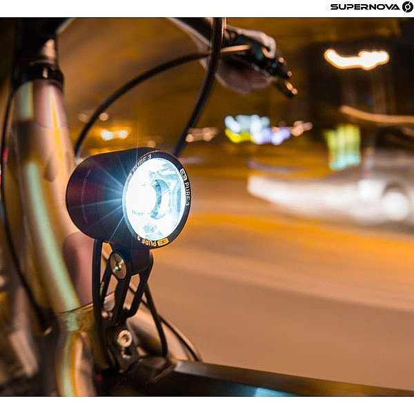 Supernova shop bicycle lights