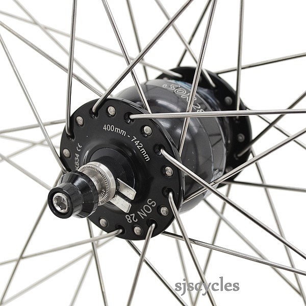 700c 622 Front Wheel 36h Mavic A319 Rim with SON 28 Dynohub - Black 700c 622 Front Wheel 36h Mavic A319 Rim with SON 28 Dynohub - Black