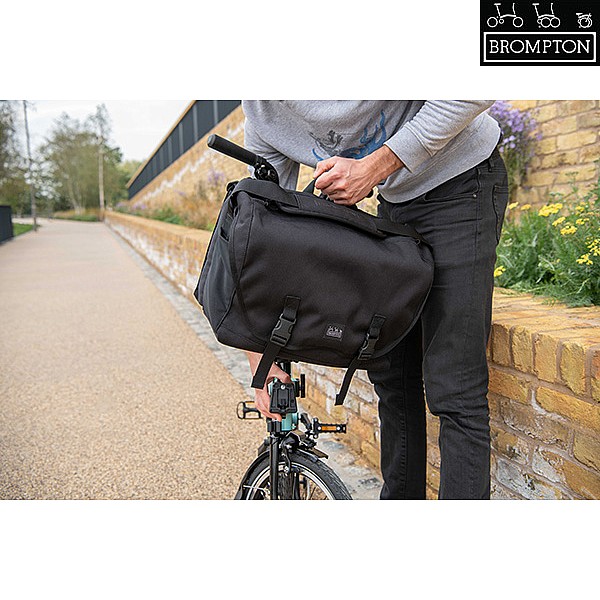 Brompton Metro Messenger Bag L Inc. Frame - Black - 23 Litre