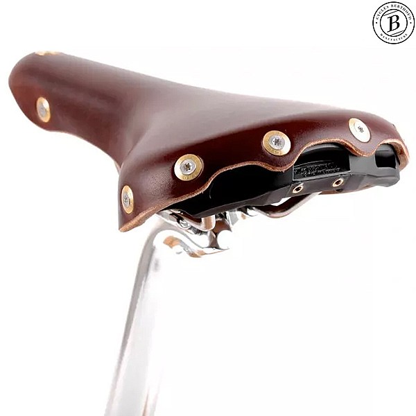 Gilles Berthoud Aspin Open Leather Saddle